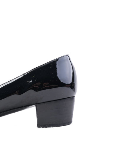 Excellent Salvatore Ferragamo Black Leather Shoes Size 40 with Bow