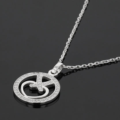 Chaumet Accroche Coeur diamonds and gold necklace