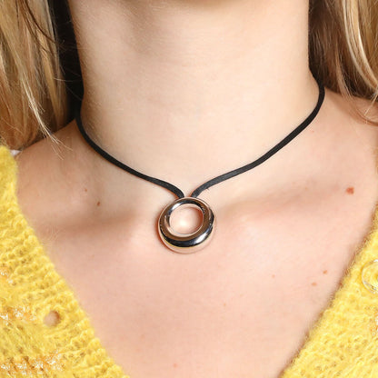 Chaumet Anneau gold necklace
