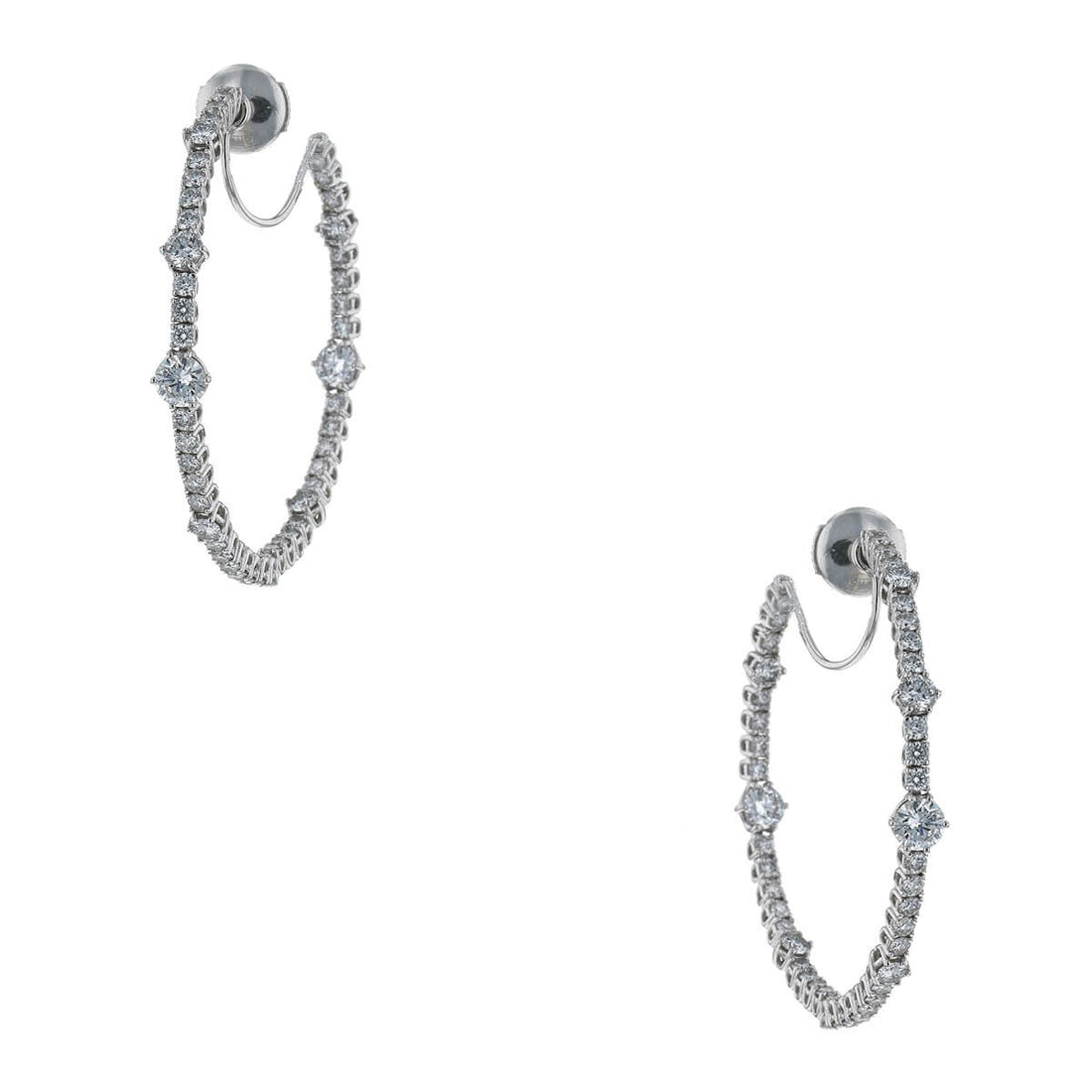 Chopard LÕHeure du Diamant diamonds and gold earrings
