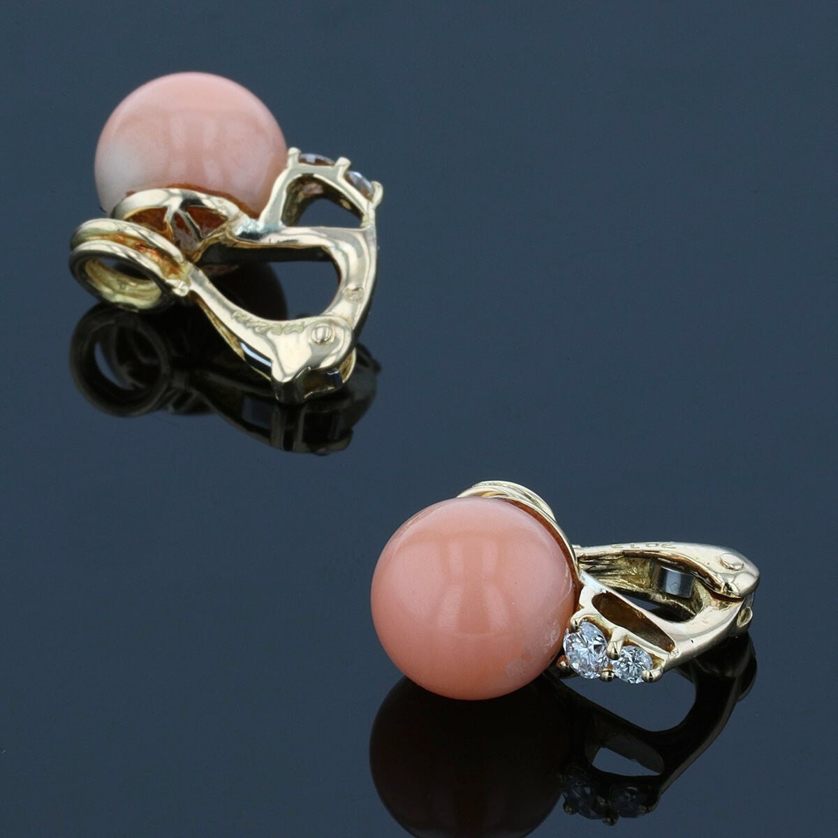 Coral, diamonds and gold earrings