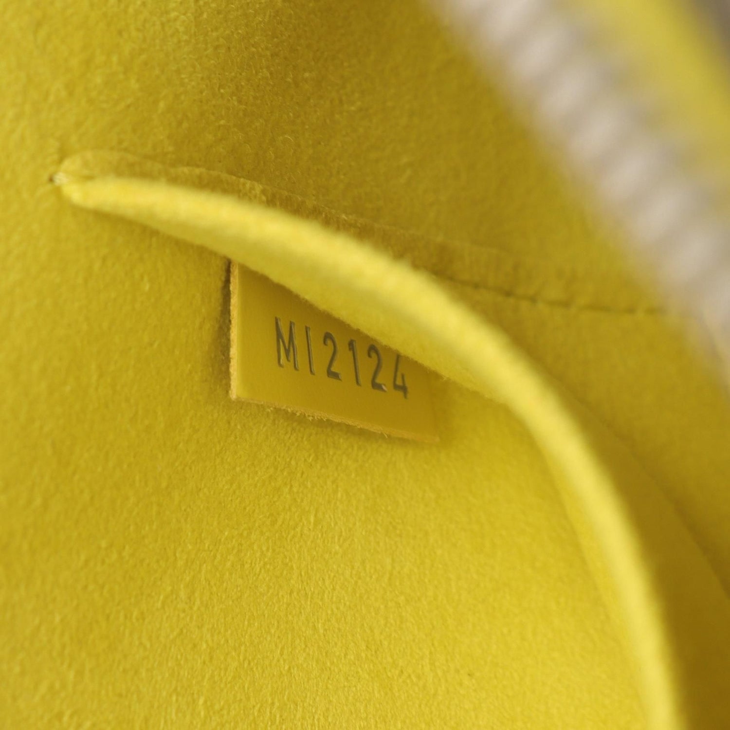 Louis Vuitton Alma BB, Epi