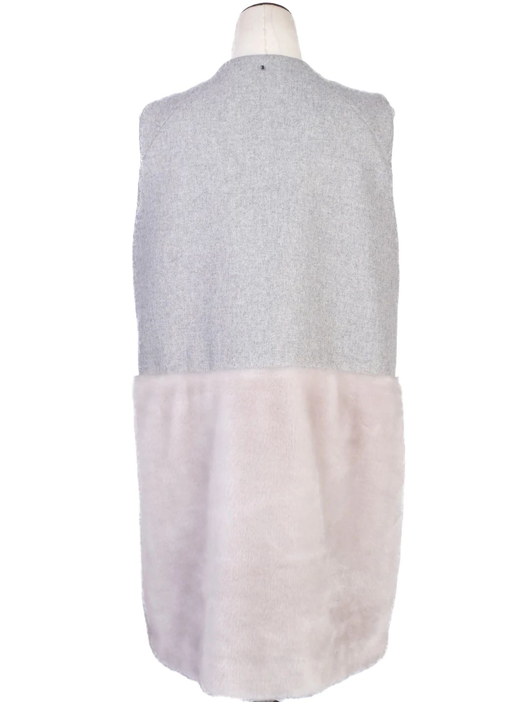Excellent Sportmax Gray and Furry Women&