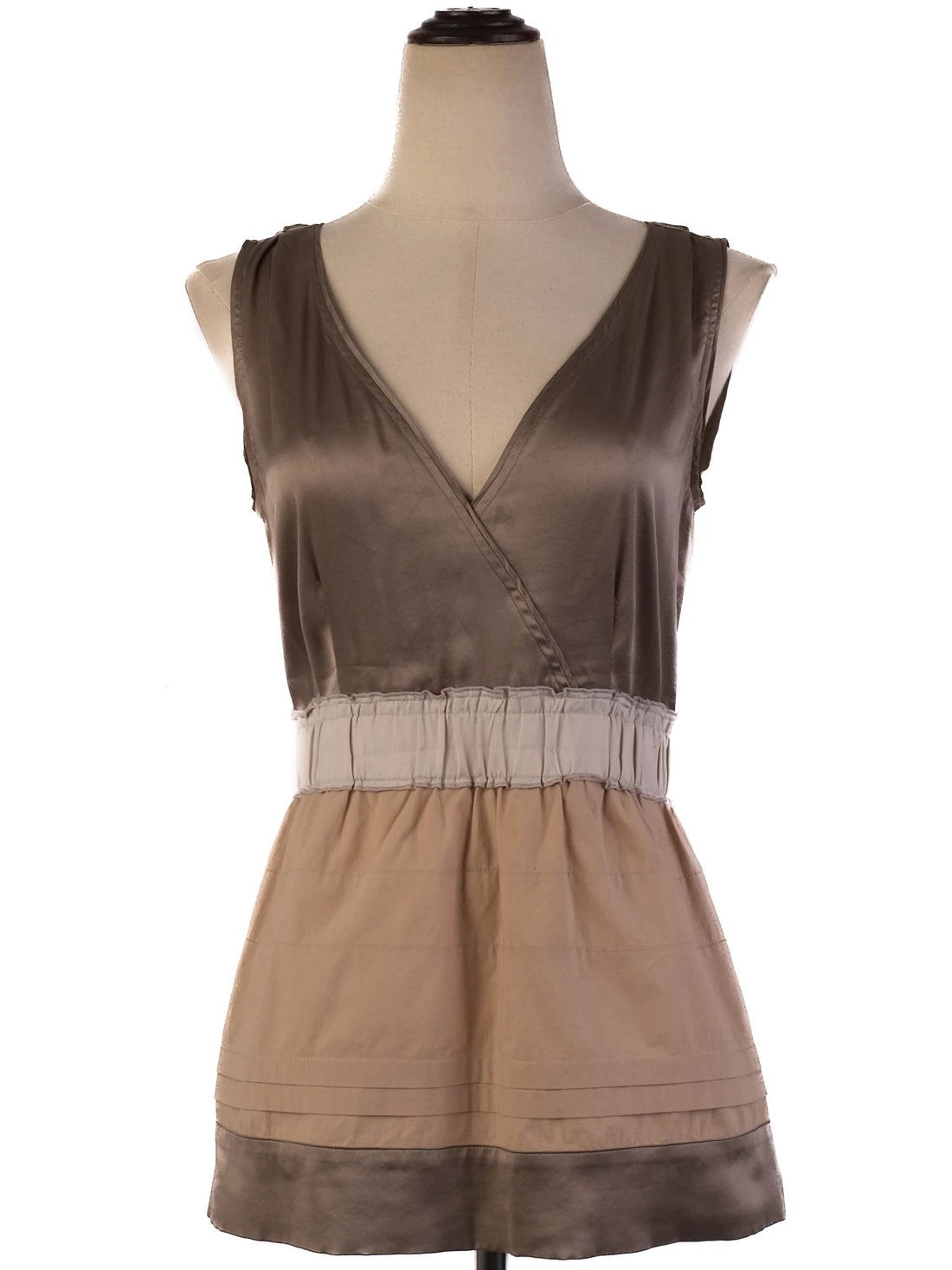 Excellent Schumacher Sleeveless Dress Deep V-Neck Size S Combined Color