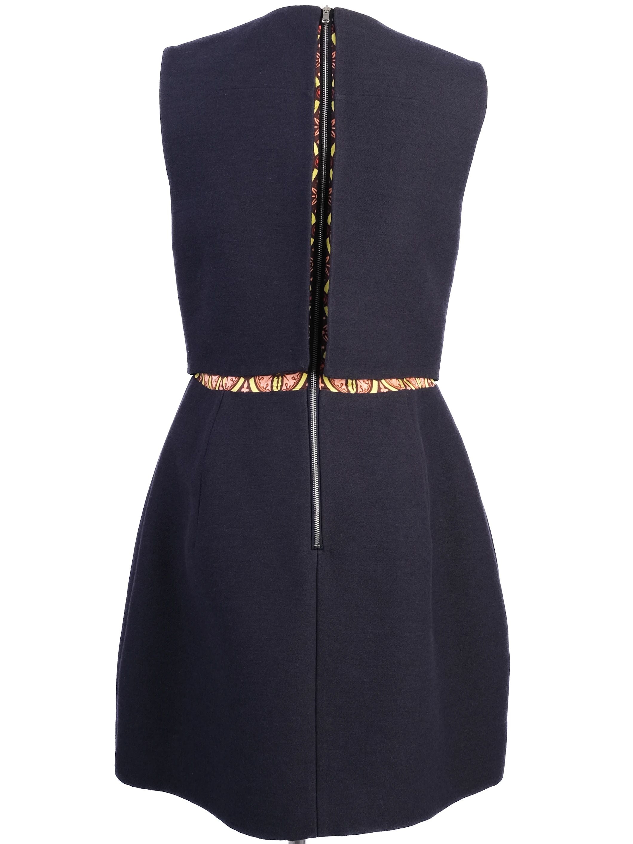 Excellent Carven Black Wool Dress Size M with Patterned Detail