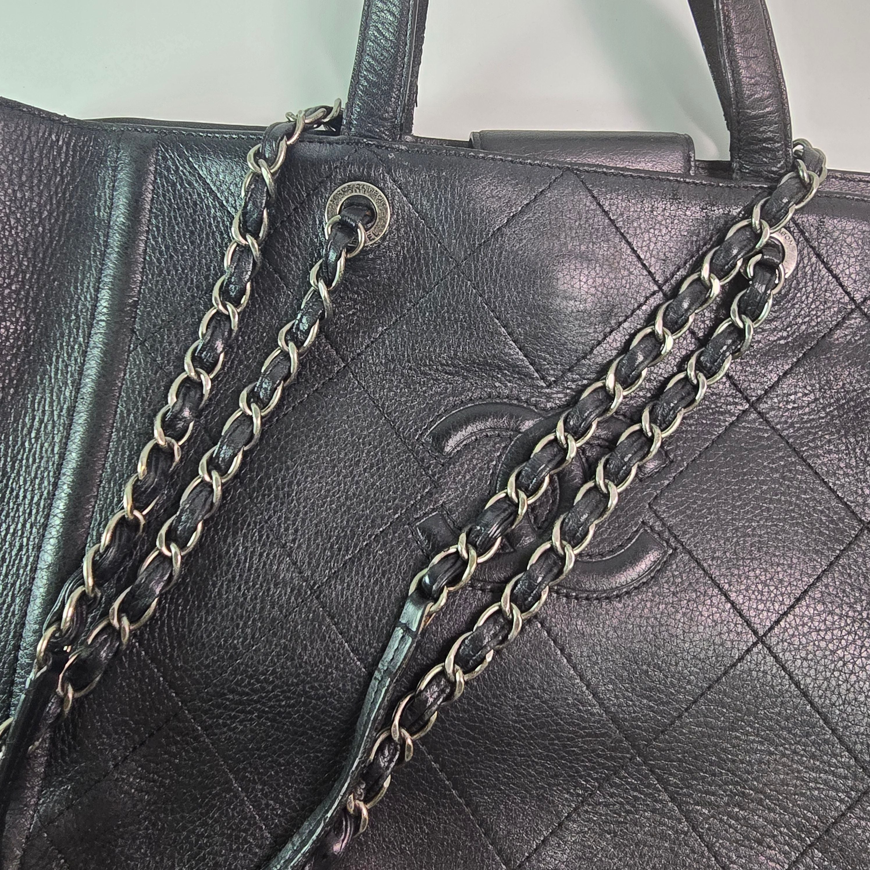 Chanel Turn-around Ligne Black Deerskin