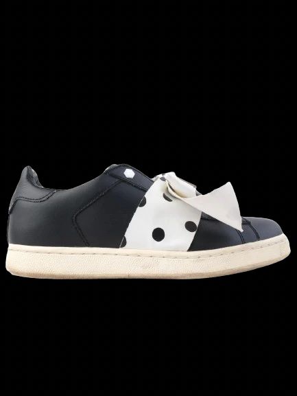 Excellent Moa Black Leather Sneakers with Bow Size 37
