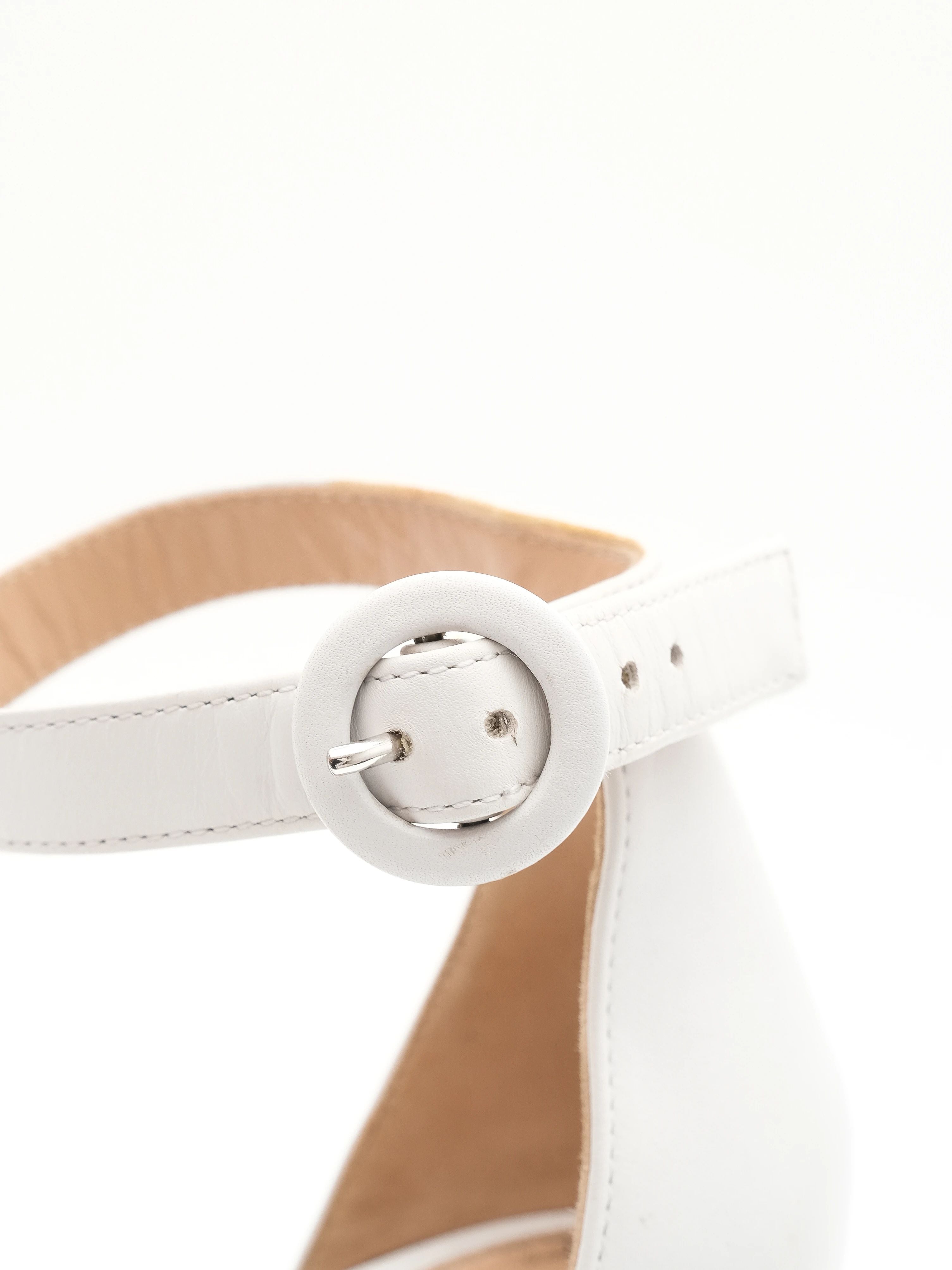 Excellent Gianvito Rossi White Leather High-Heeled Shoes Size N/A