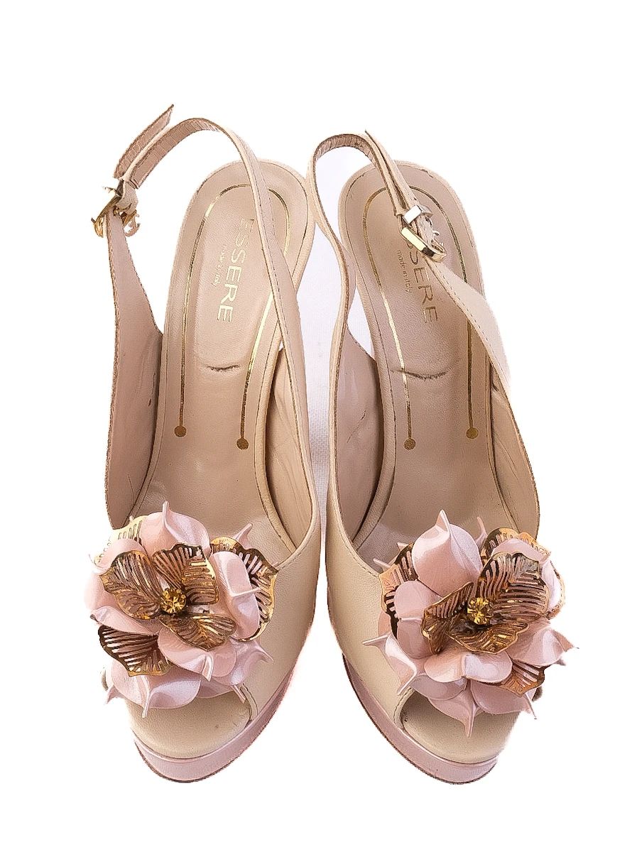 Excellent Paul Smith Red Floral V-Neck T-Shirt Size XL