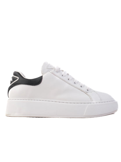 Excellent Prada White Leather Sneakers Size 37 with Black Accents