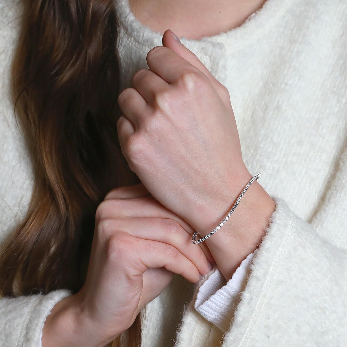 Diamonds and gold bracelet