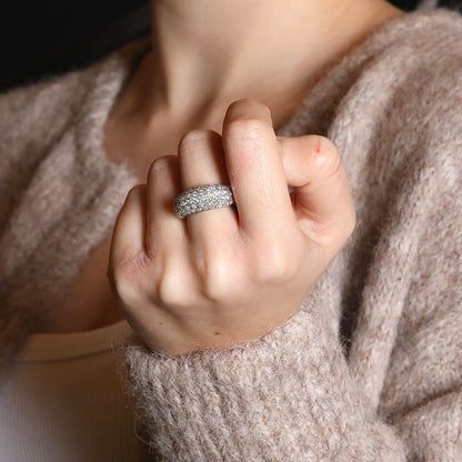 Diamonds and gold ring