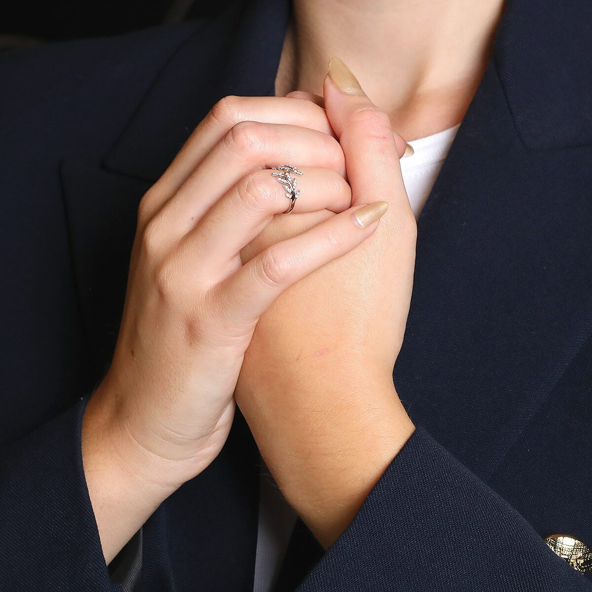 Djula diamonds and gold ring