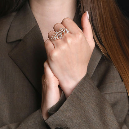 Djula Plume diamonds and gold ring