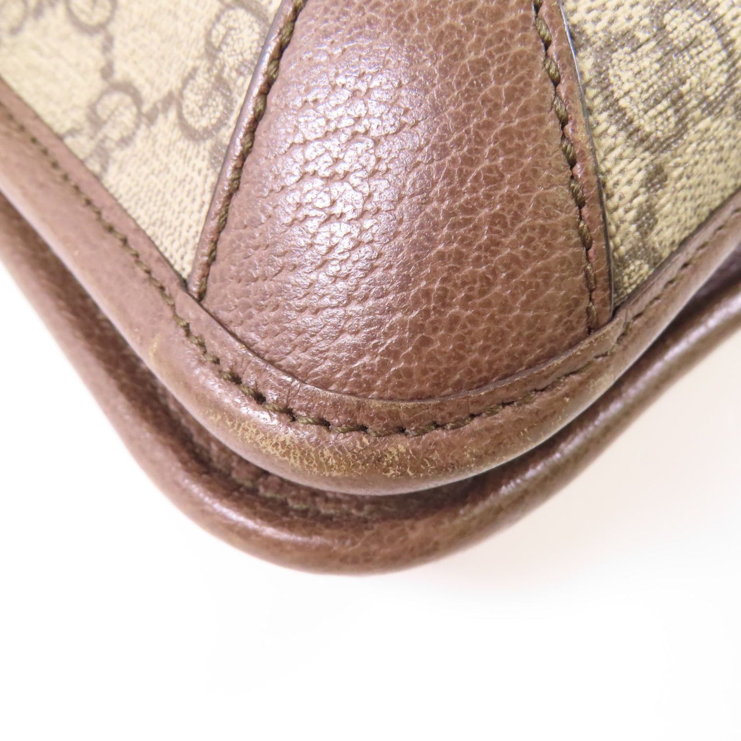 Gucci Painted Canvas Neo Vintage Medium Messenger Bag Golden Shoulder Bag Brown Beige/ebony Pvc Coated Ca
