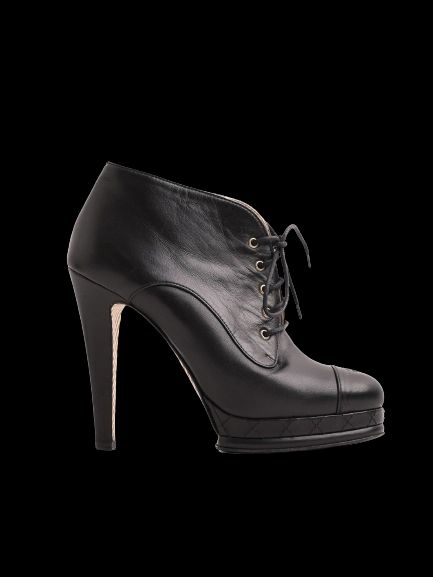 Good Condition Chanel Black Leather High-Heeled Ankle Boots