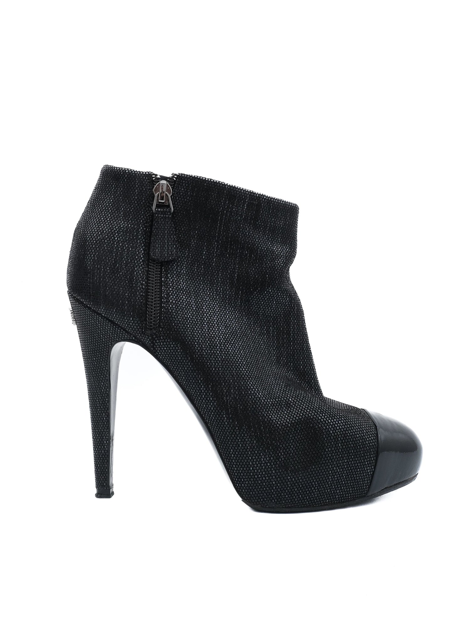 Excellent Chanel Black High-Heeled Ankle Boots Size 38.5 Textile