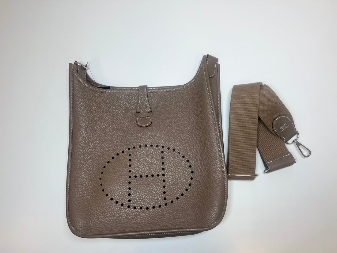 Hermes Evelyne III PM, Clemence