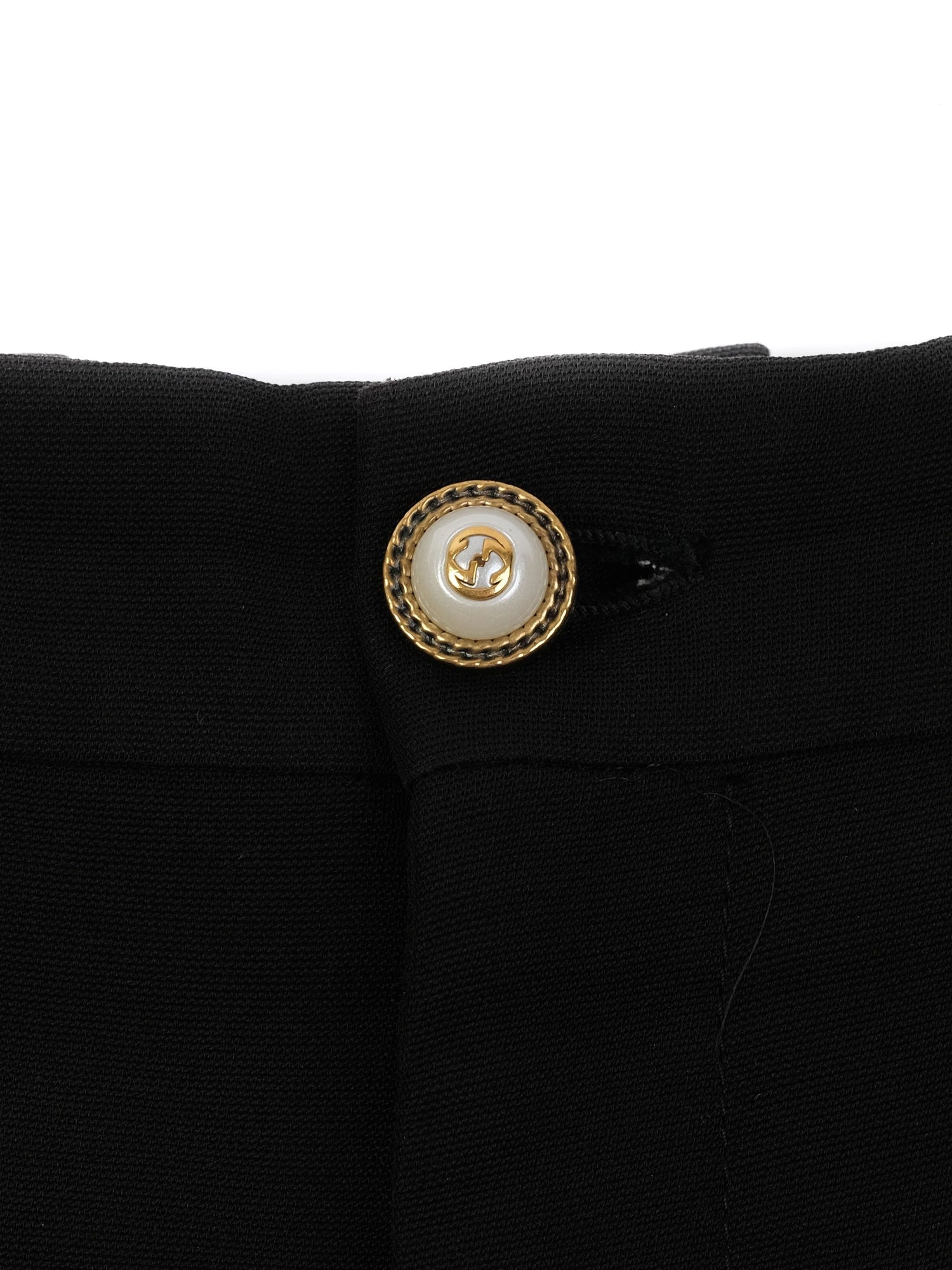 Excellent Gucci Black Wool Shorts for Women Made in Italy