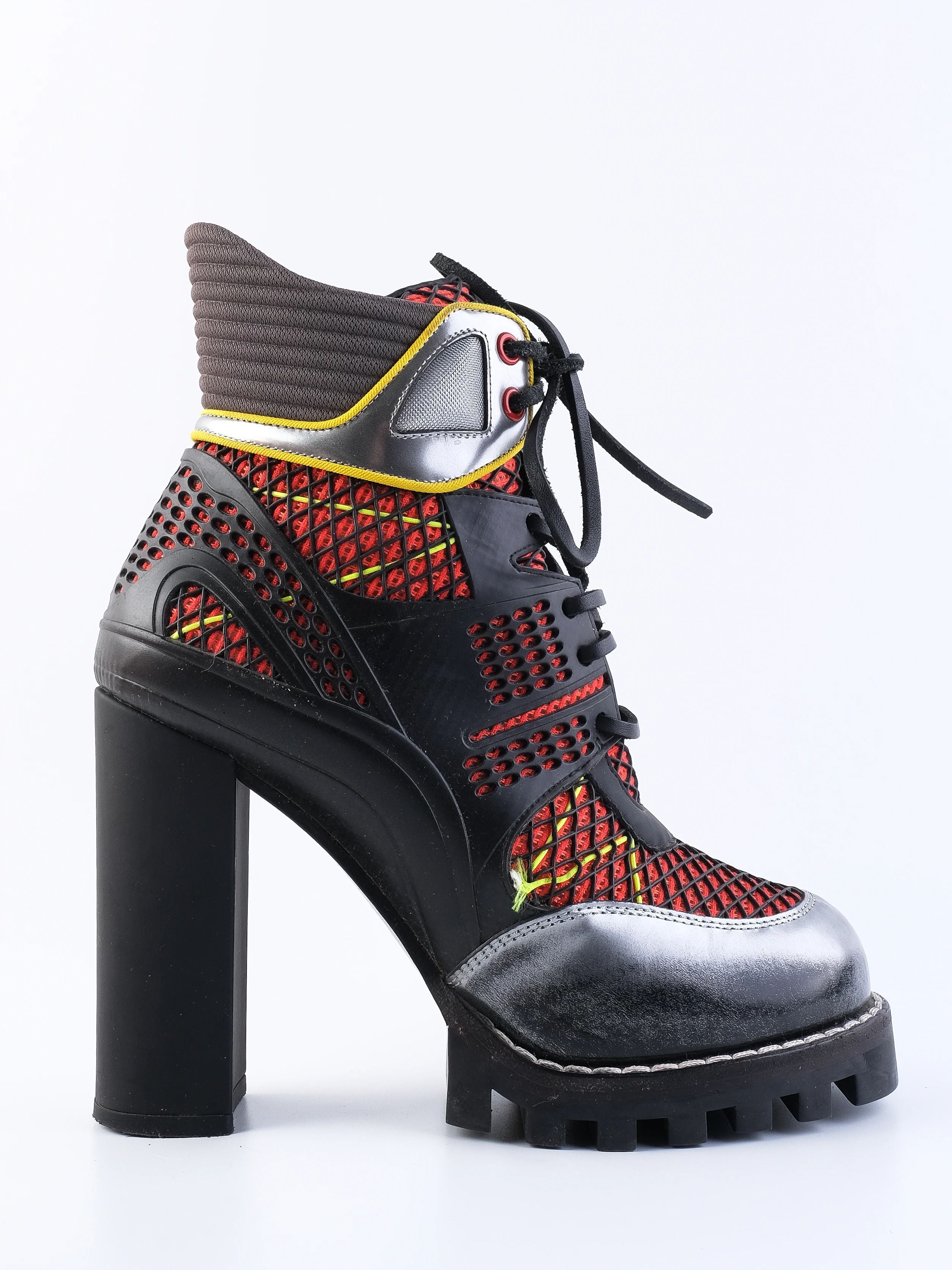 Louis Vuitton WomenÕs High-Heeled Platform Boot Size 38 Excellent