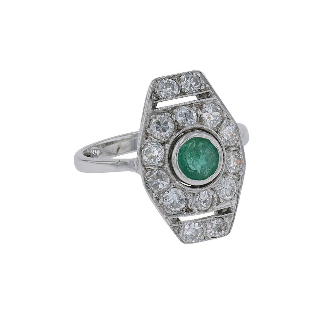 Emerald, diamonds and gold ring