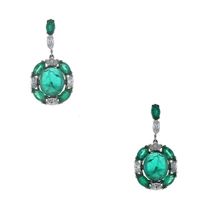 Emeralds, diamonds and gold earrings