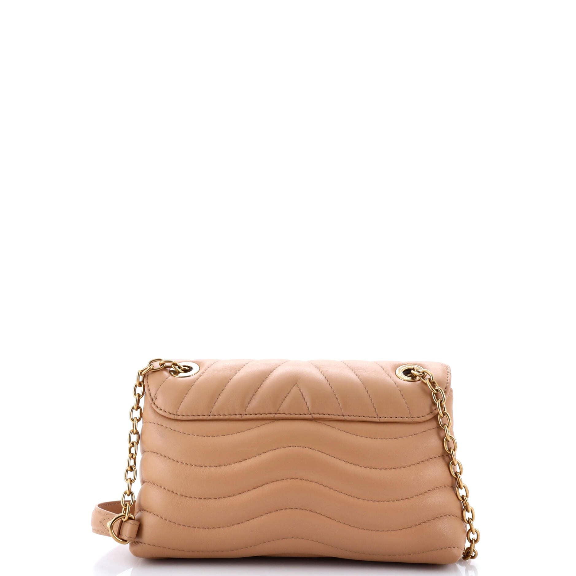 Louis Vuitton New Wave Chain Bag Nm Quilted Leather Mm