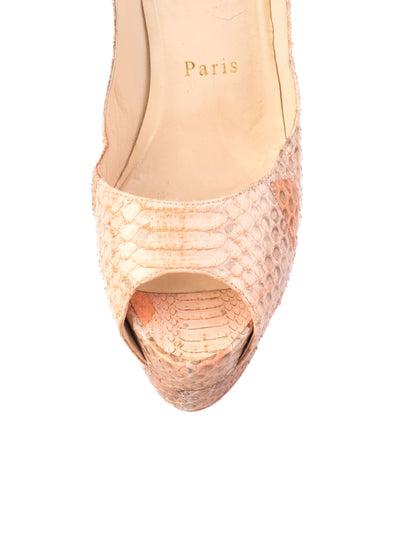 Christian Louboutin Excellent Condition Beige Leather Pumps Size 36