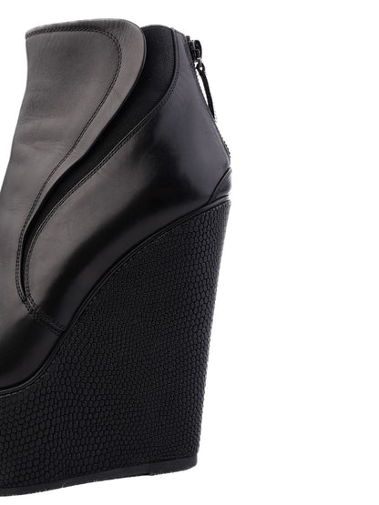 Perfect Baldan Black Leather Wedge Ankle Boots Size 38