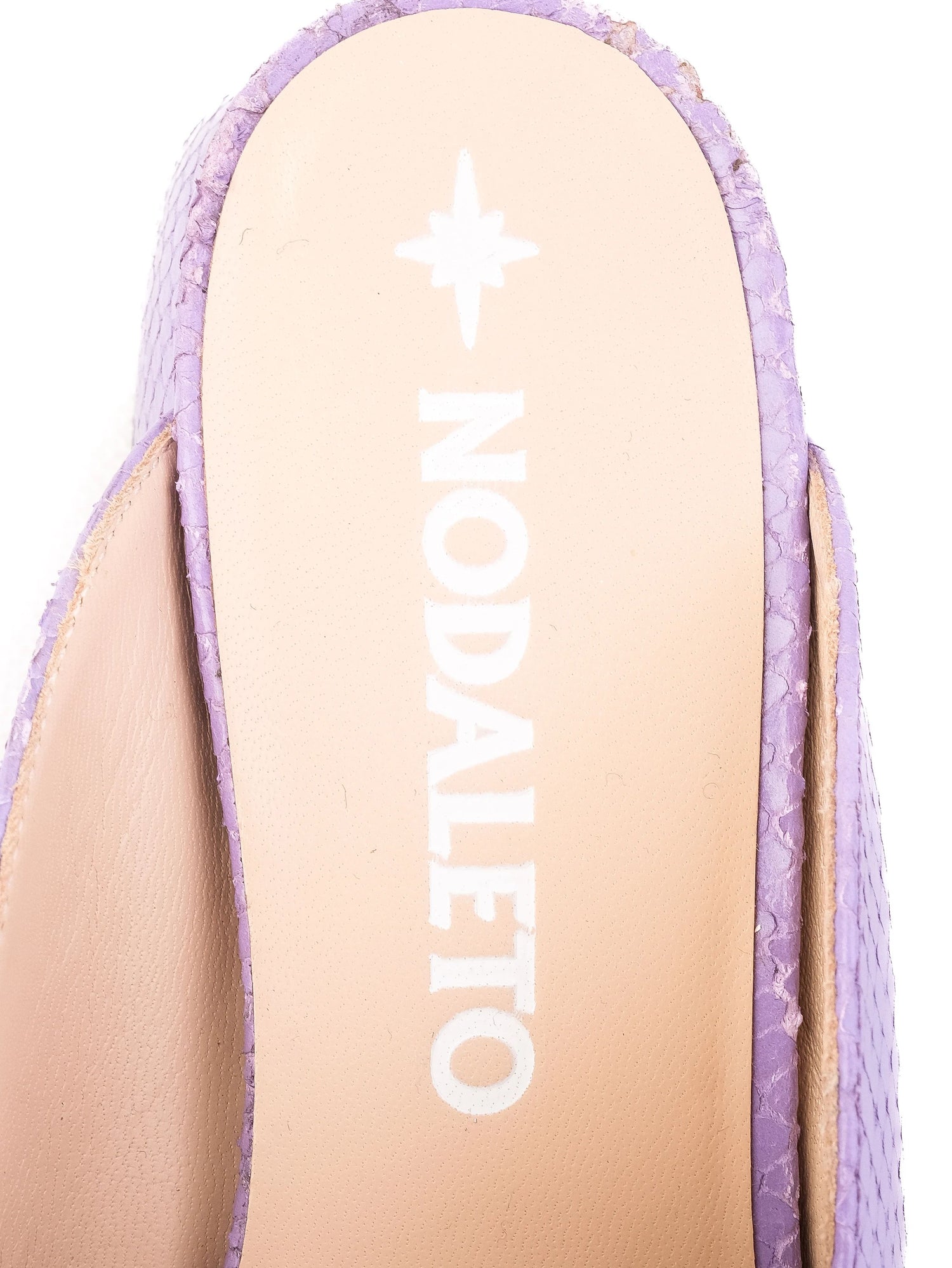 Excellent Purple Leather Slip-On Loafers Size 38 Women&