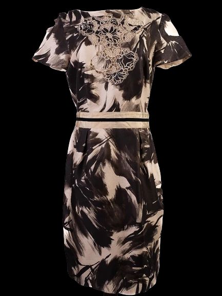 Excellent Blumarine White Silk Dress Size S with Floral Pattern