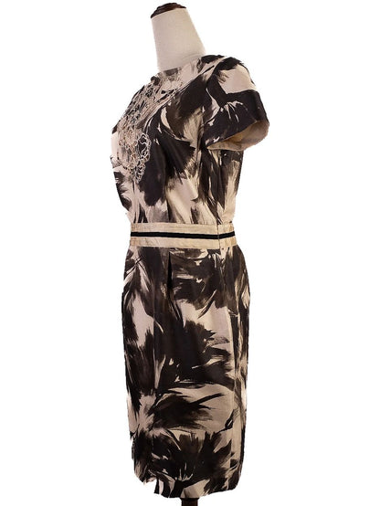 Excellent Blumarine White Silk Dress Size S with Floral Pattern