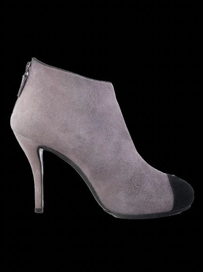 Excellent Chanel Gray Leather High-Heeled Ankle Boots Size 40