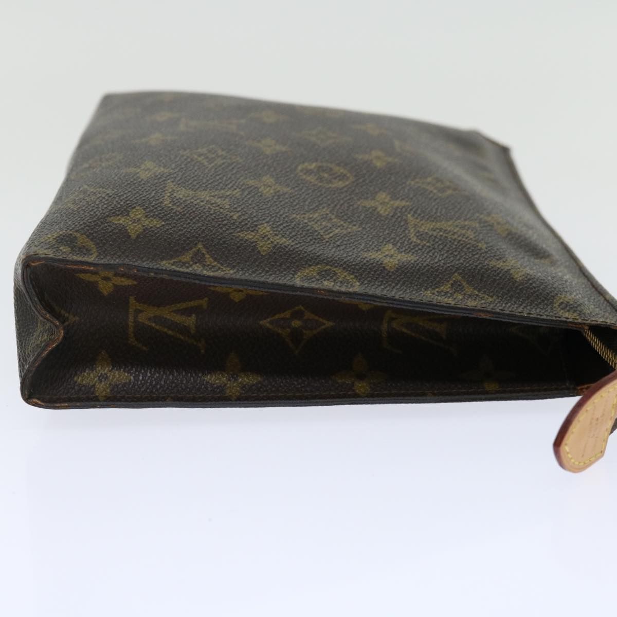Louis Vuitton Poche Toilette 26, Monogram