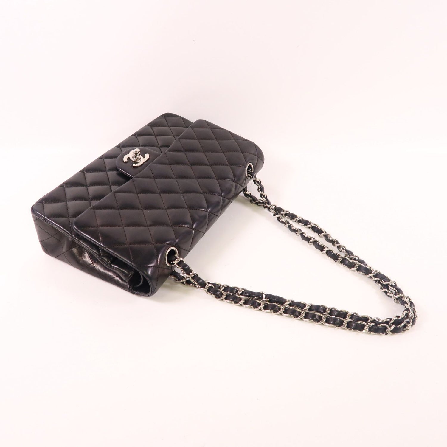 Chanel Black Sheepskin Leather Classic 25 Silver Crosshair Shoulder Bag Lambskin (sheep Leather) A
