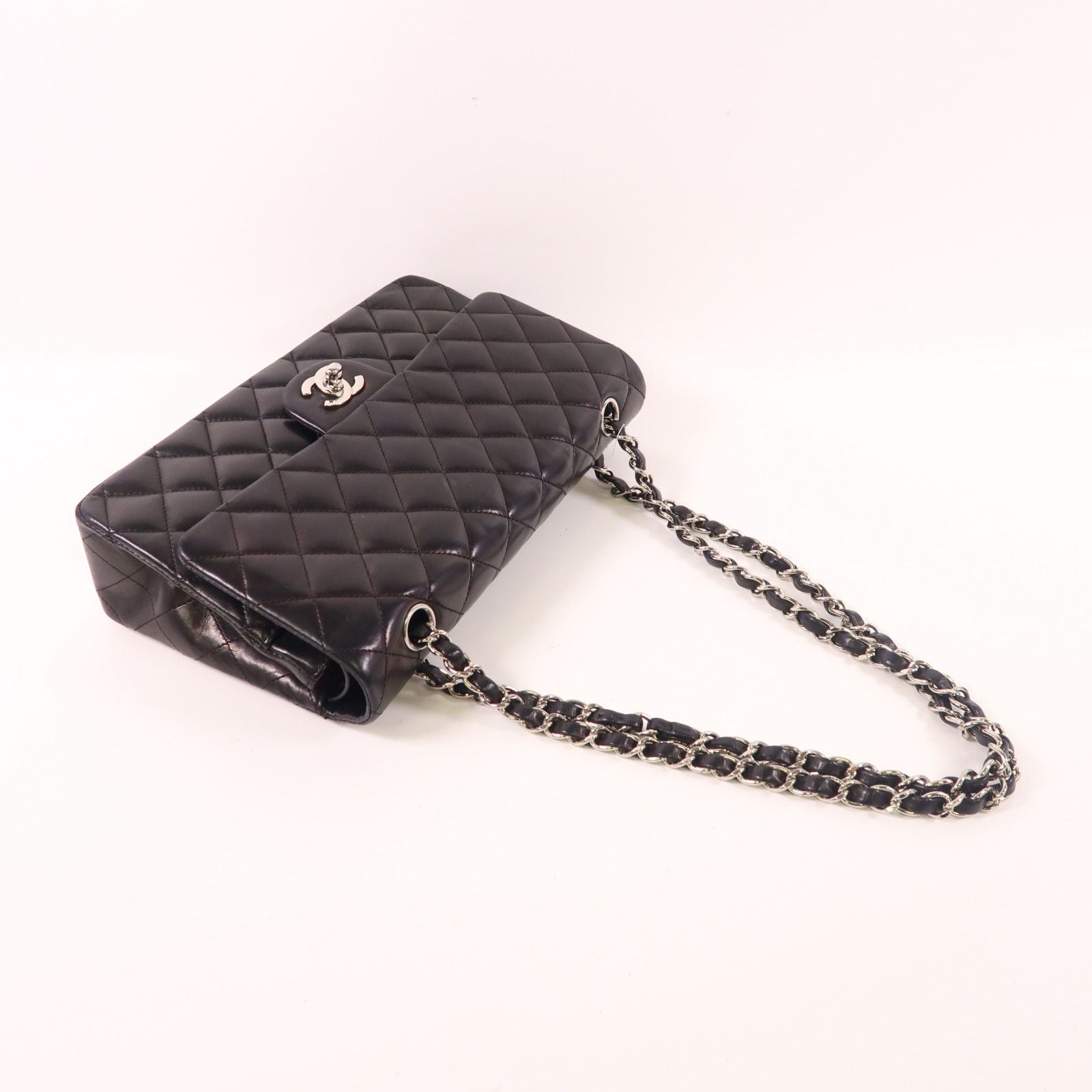 Chanel Black Sheepskin Leather Classic 25 Silver Crosshair Shoulder Bag Lambskin (sheep Leather) A