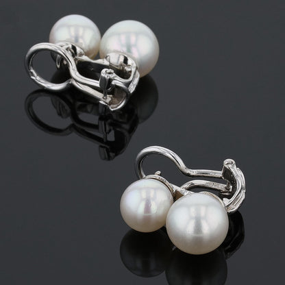 Gold and cultured pearls earrings