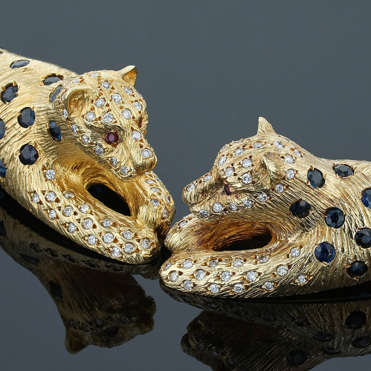 Gold, sapphires, diamonds and rubies necklace