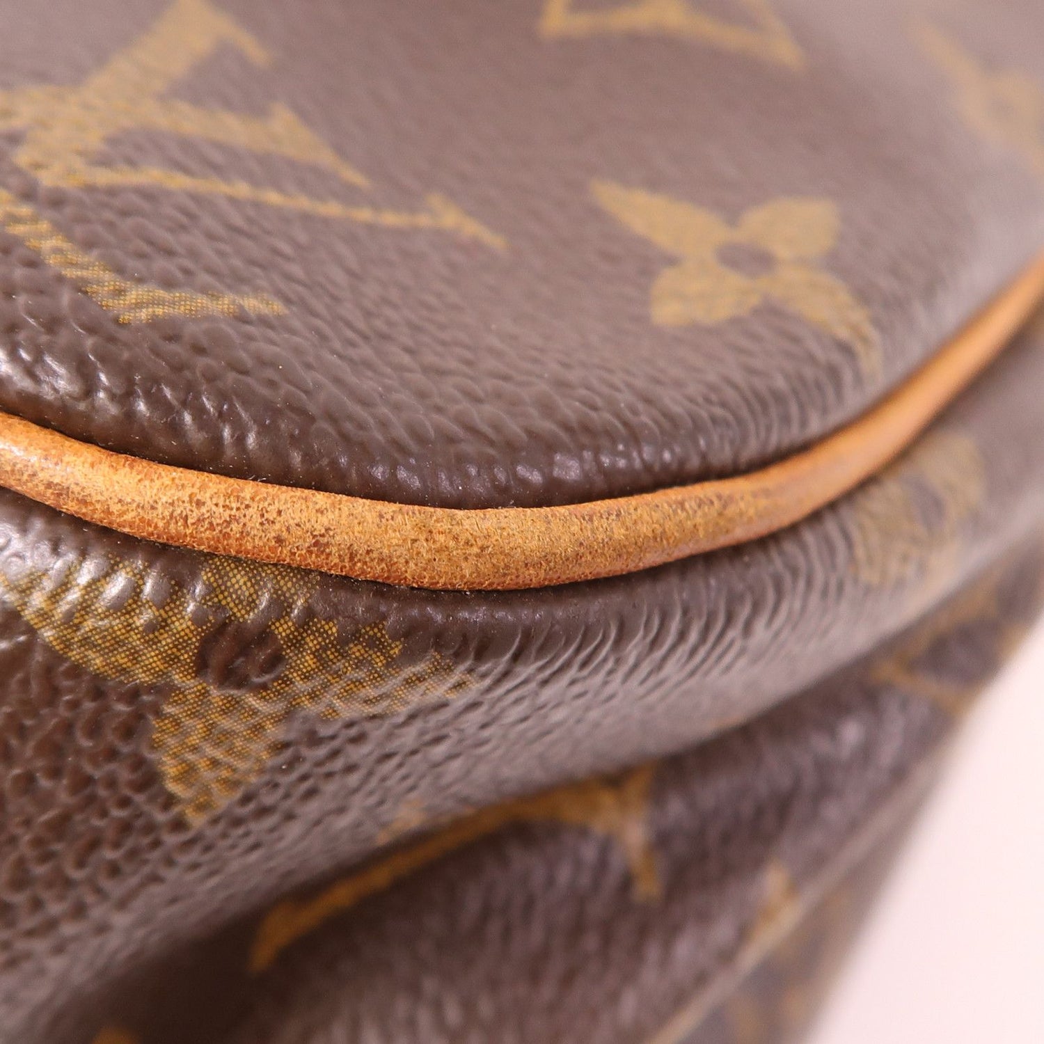 Louis Vuitton Batignolles Horizontal, Monogram