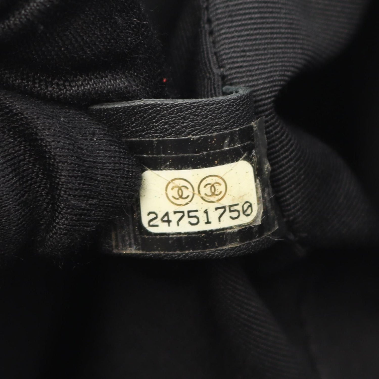 Chanel Black V Stitch Shoulder Bag Lambskin (sheep Leather)