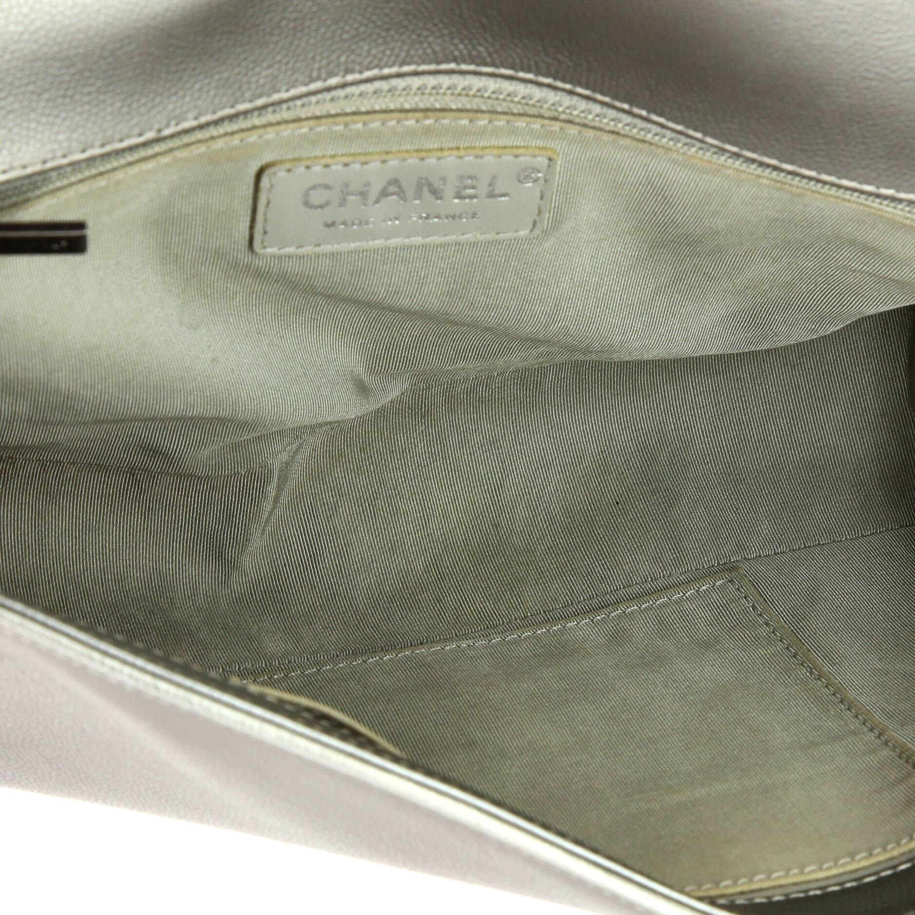 Chanel Boy Flap Bag Quilted Caviar New Medium