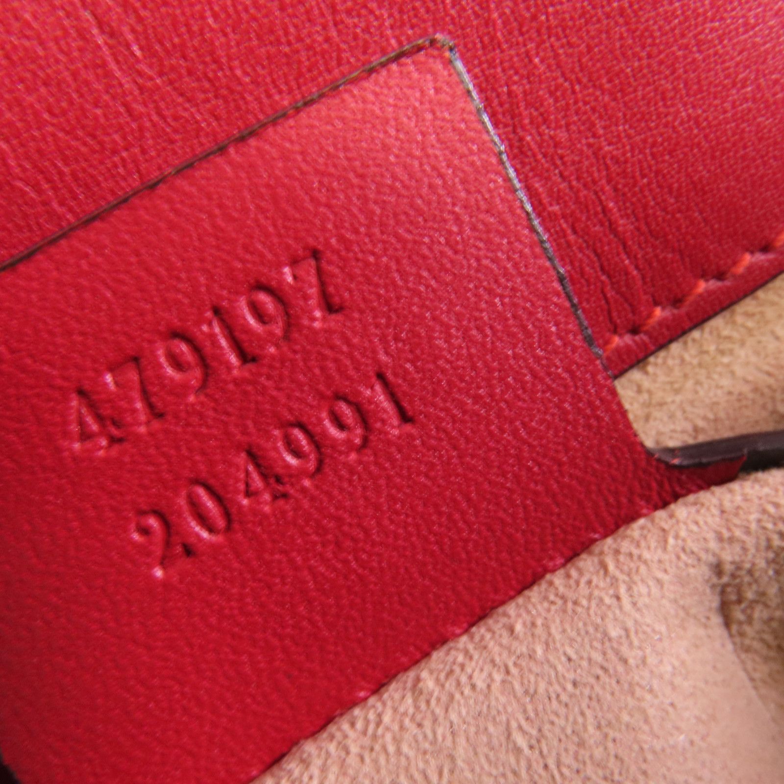 Gucci Medium Padlock Tote, GG Supreme