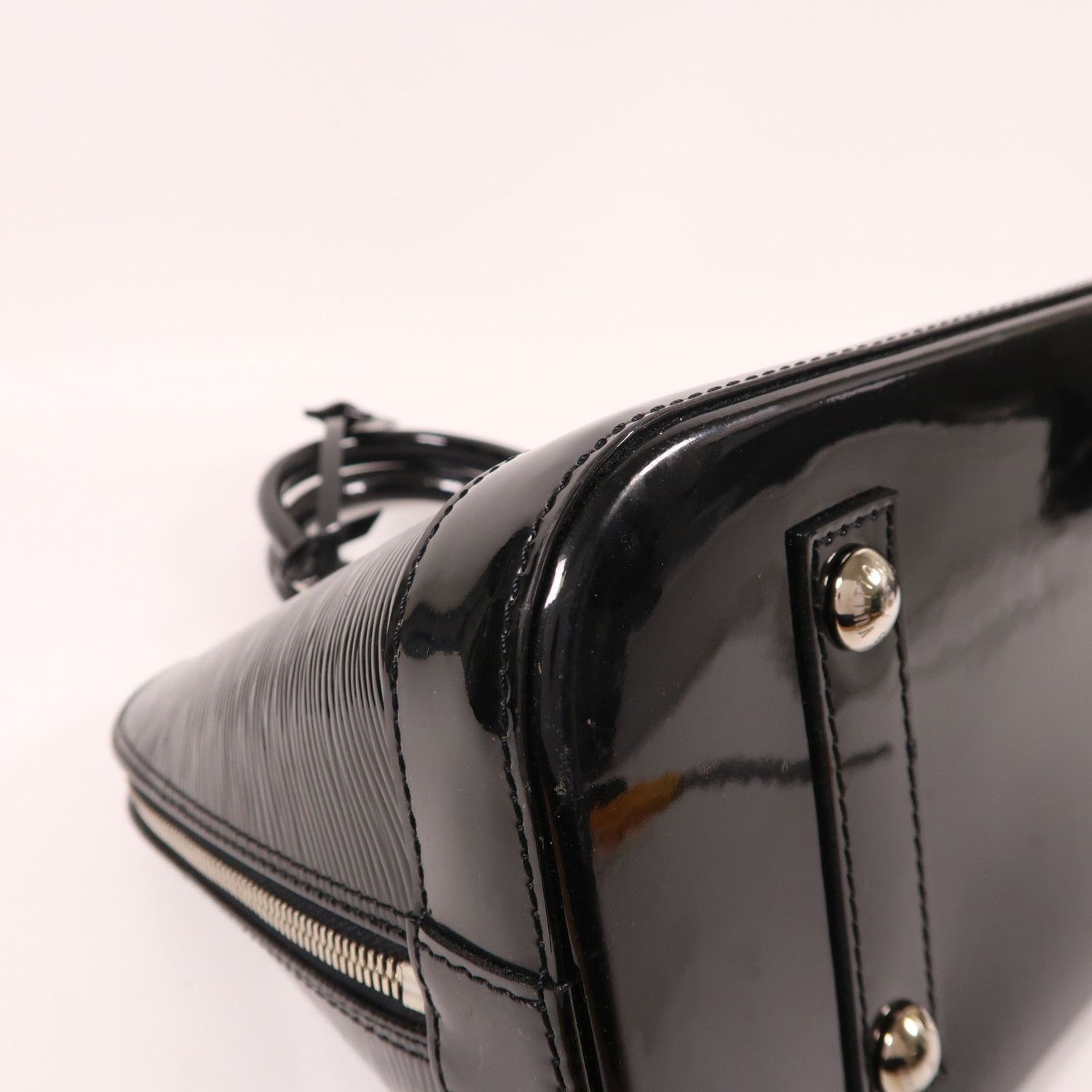 Louis Vuitton Epi Electric Alma Pm Ginpaku Handmade Bag Black Handbag M 4032n