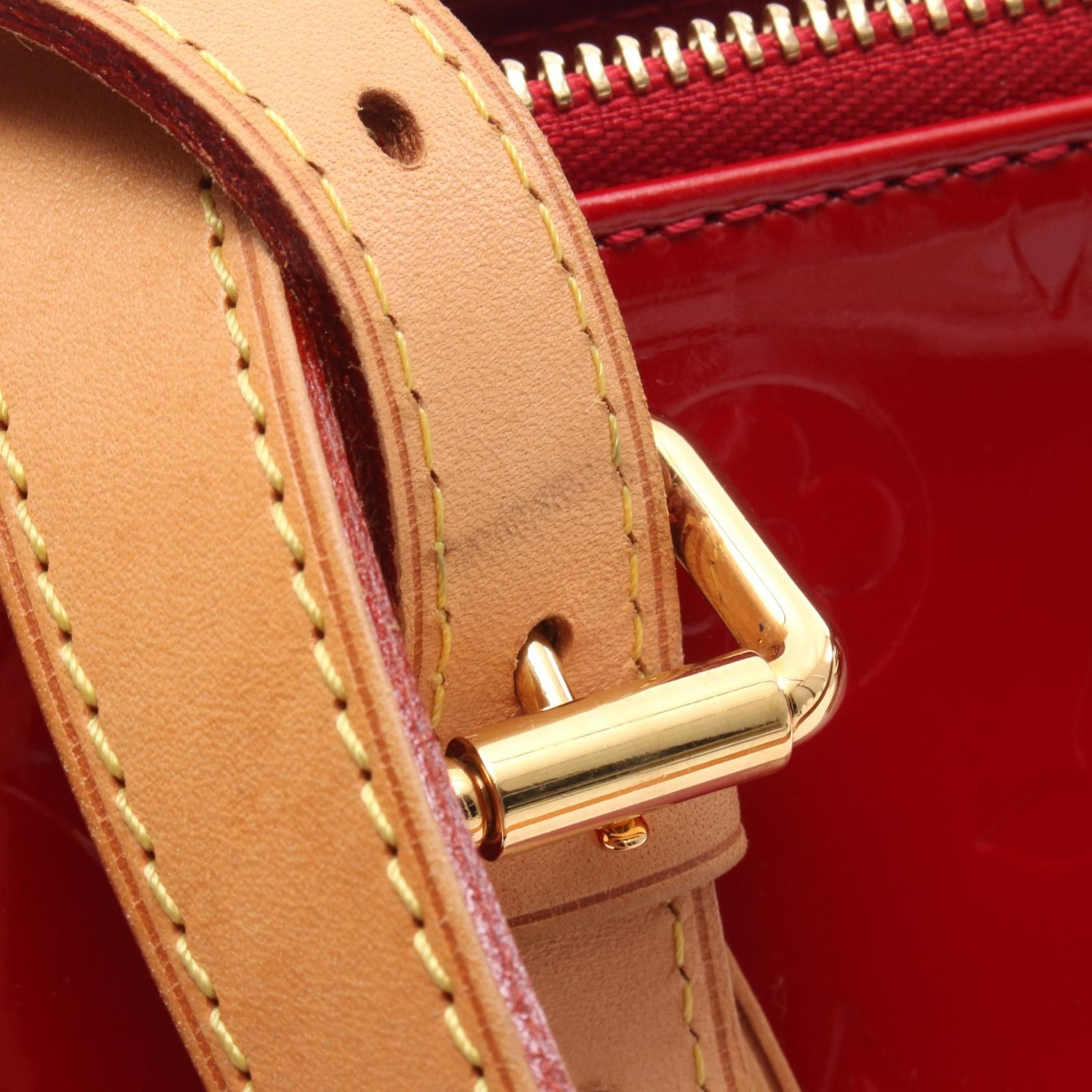 Louis Vuitton Rosewood Avenue, Vernis