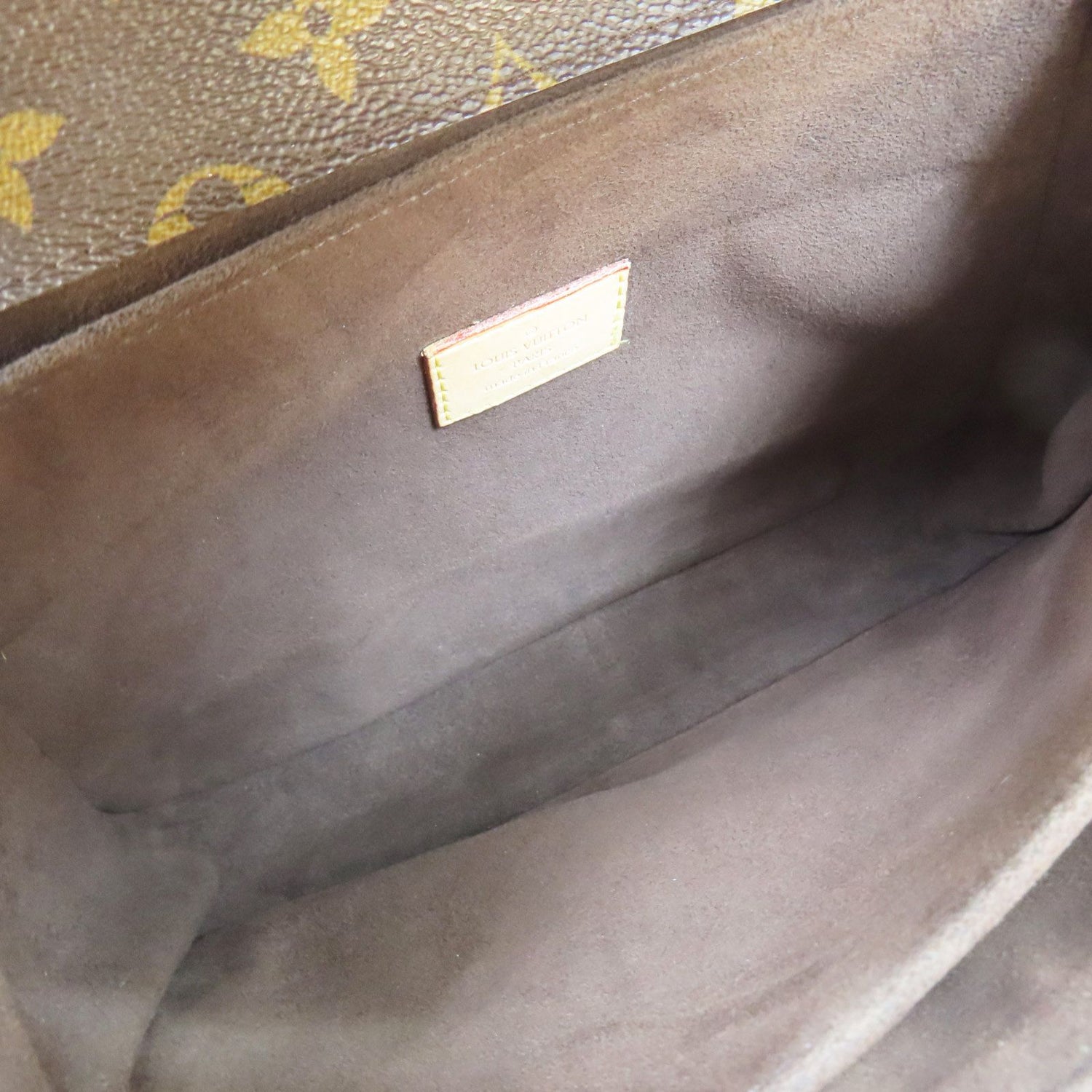 Louis Vuitton Pochette Metis, Monogram