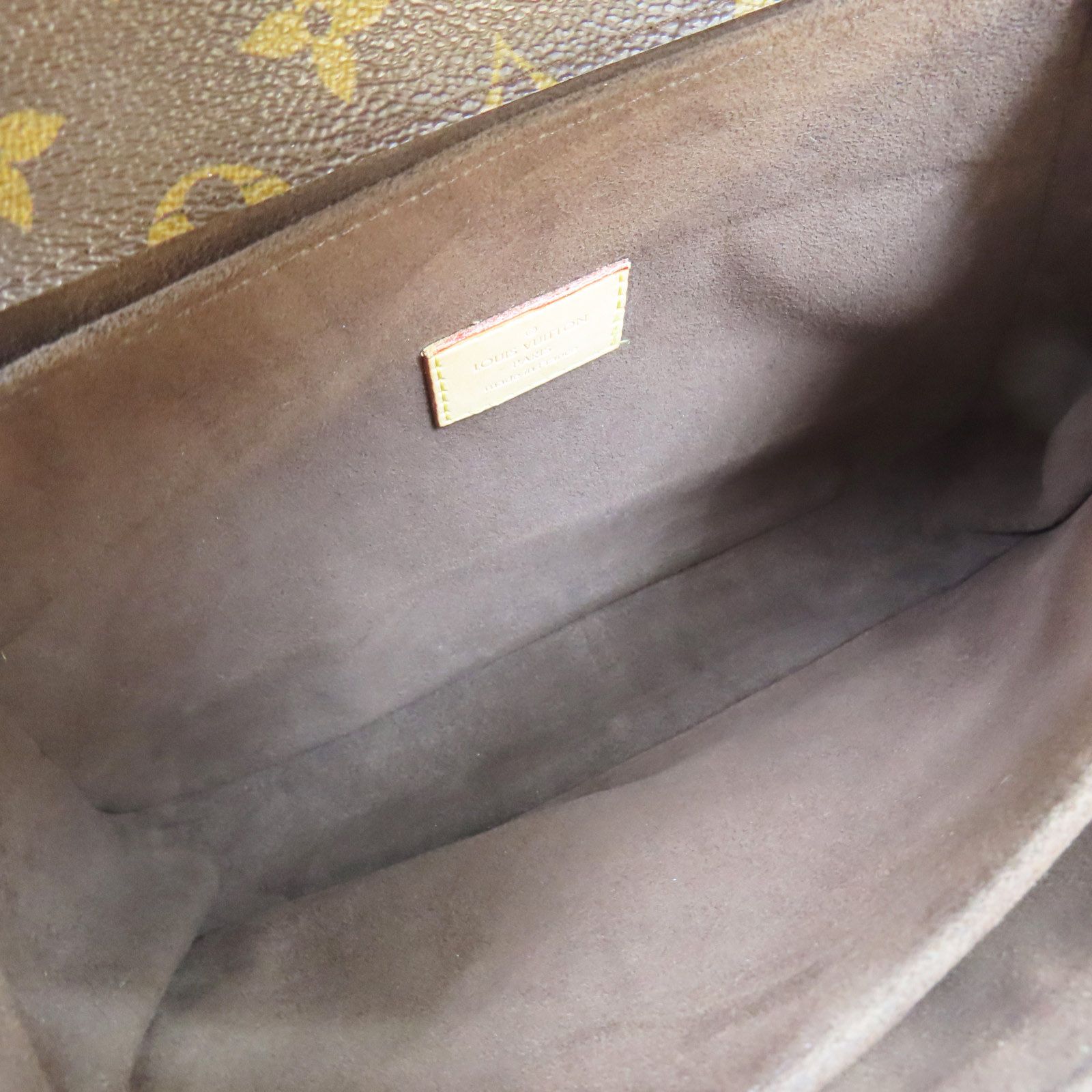 Louis Vuitton Pochette Metis, Monogram