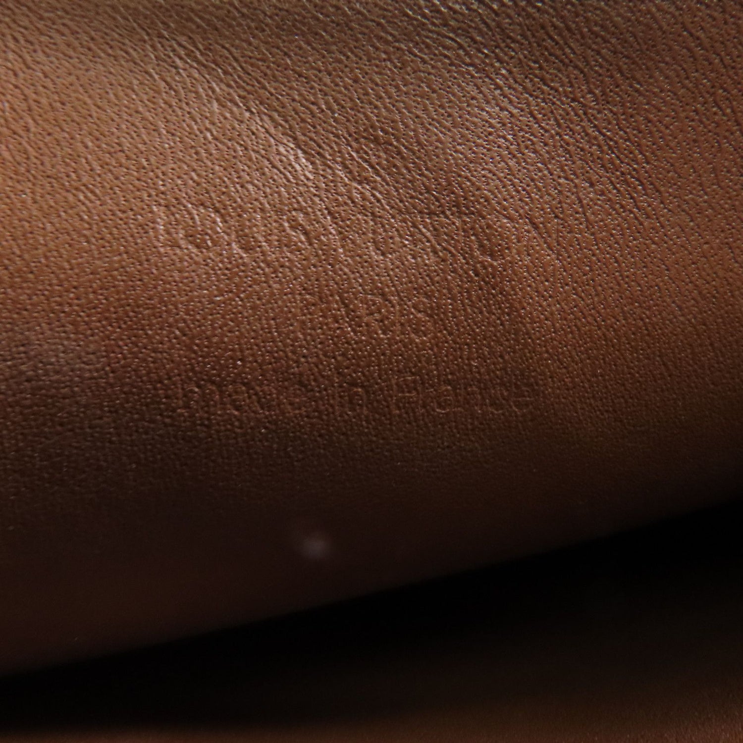 Louis Vuitton Vernis Monogram Venis Lexington Accessory Pouch Gold Handbag M 91010