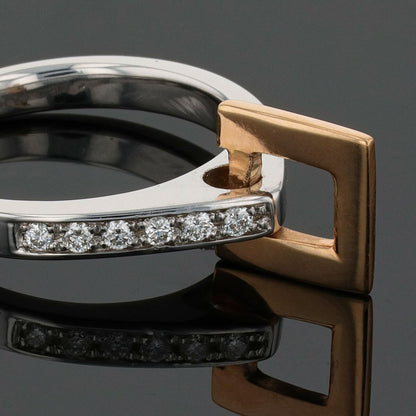 Lilistone diamonds and gold ring