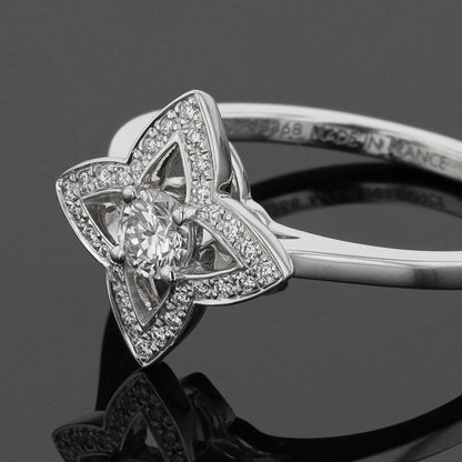 Louis Vuitton diamonds and gold ring