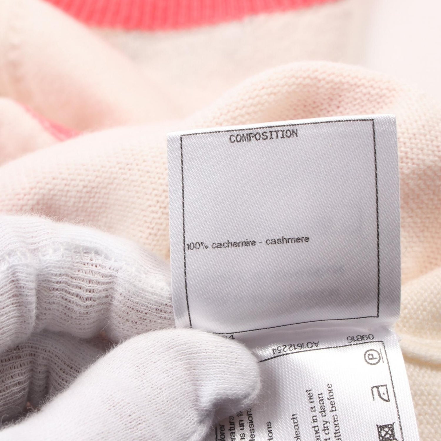 Chanel White Pink Knit Cashmere P 61425k 46799